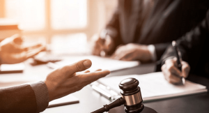 وظايف کارشناس رسمی دادگستری